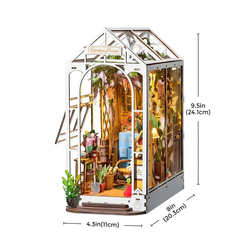 https://cdn.shopify.com/s/files/1/0799/2600/1971/files/Gardenhouse7.webp?v=1754678572