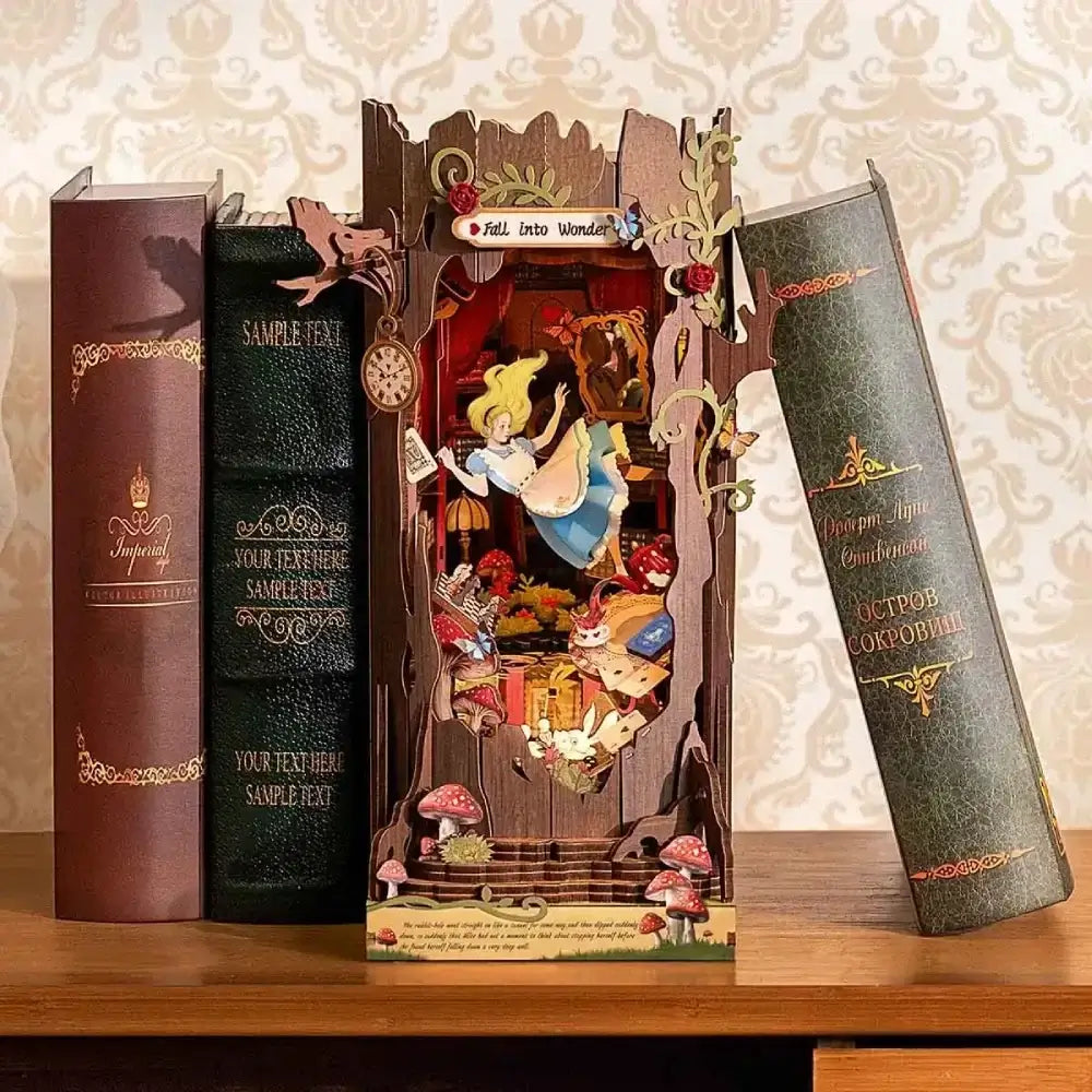 https://cdn.shopify.com/s/files/1/0799/2600/1971/files/alice_wonderland_book_nook_display.webp?v=1754678603