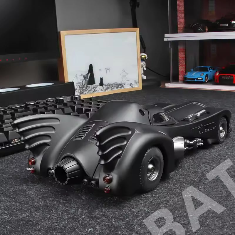 https://cdn.shopify.com/s/files/1/0743/8945/5069/files/puzzloria-1-18-classic-batman-movies-car-2008-batmobile-alloy-diecast-metal-toy-race-car-model-sound-light-kids-gifts-1989-2.avif?v=1754503807