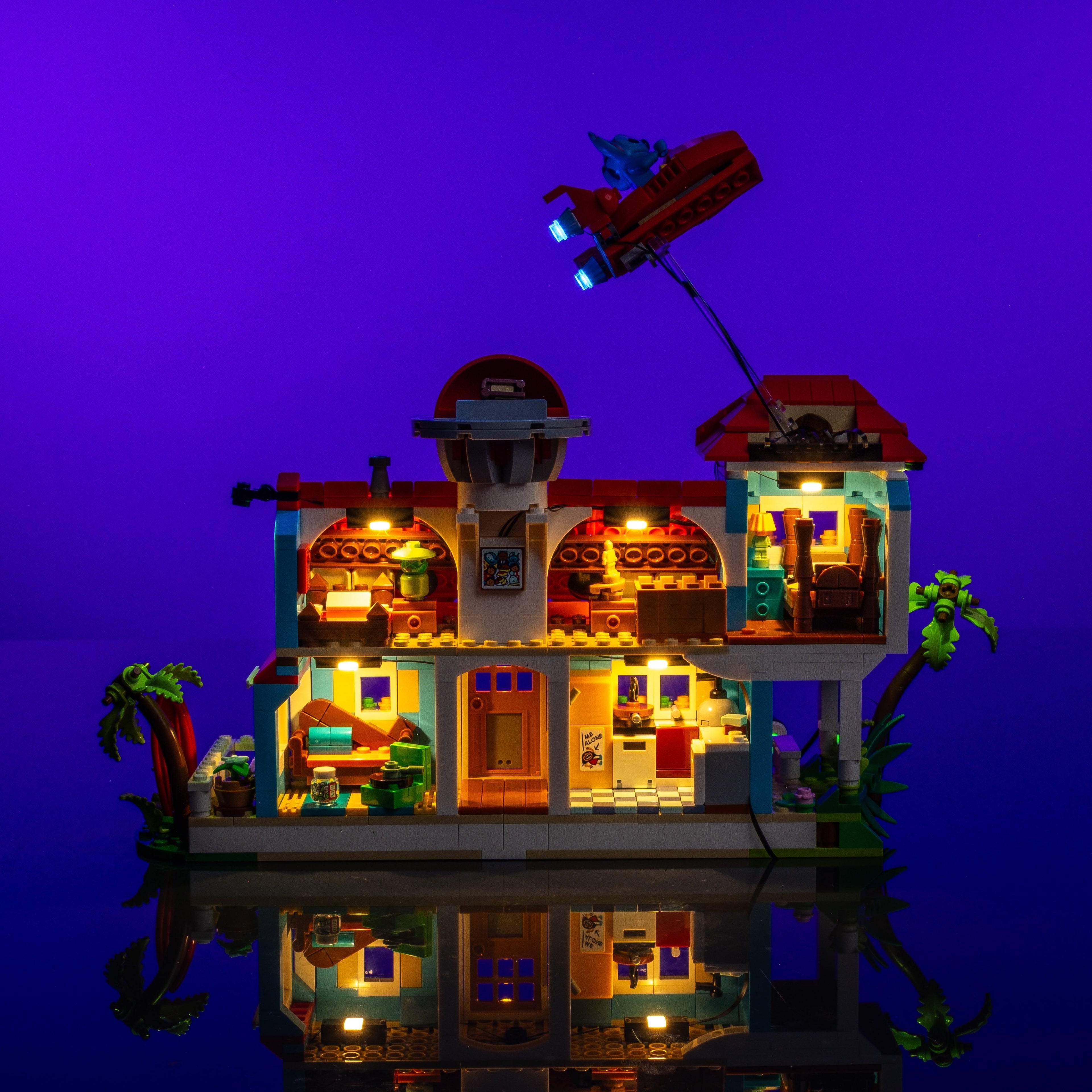https://cdn.shopify.com/s/files/1/0743/8945/5069/files/puzzloria-2-0-light-kit-default-title-lmb-2-0-light-kit-for-lego-disney-lilo-and-stitch-beach-house-43268-43786886250717.jpg?v=1745181505