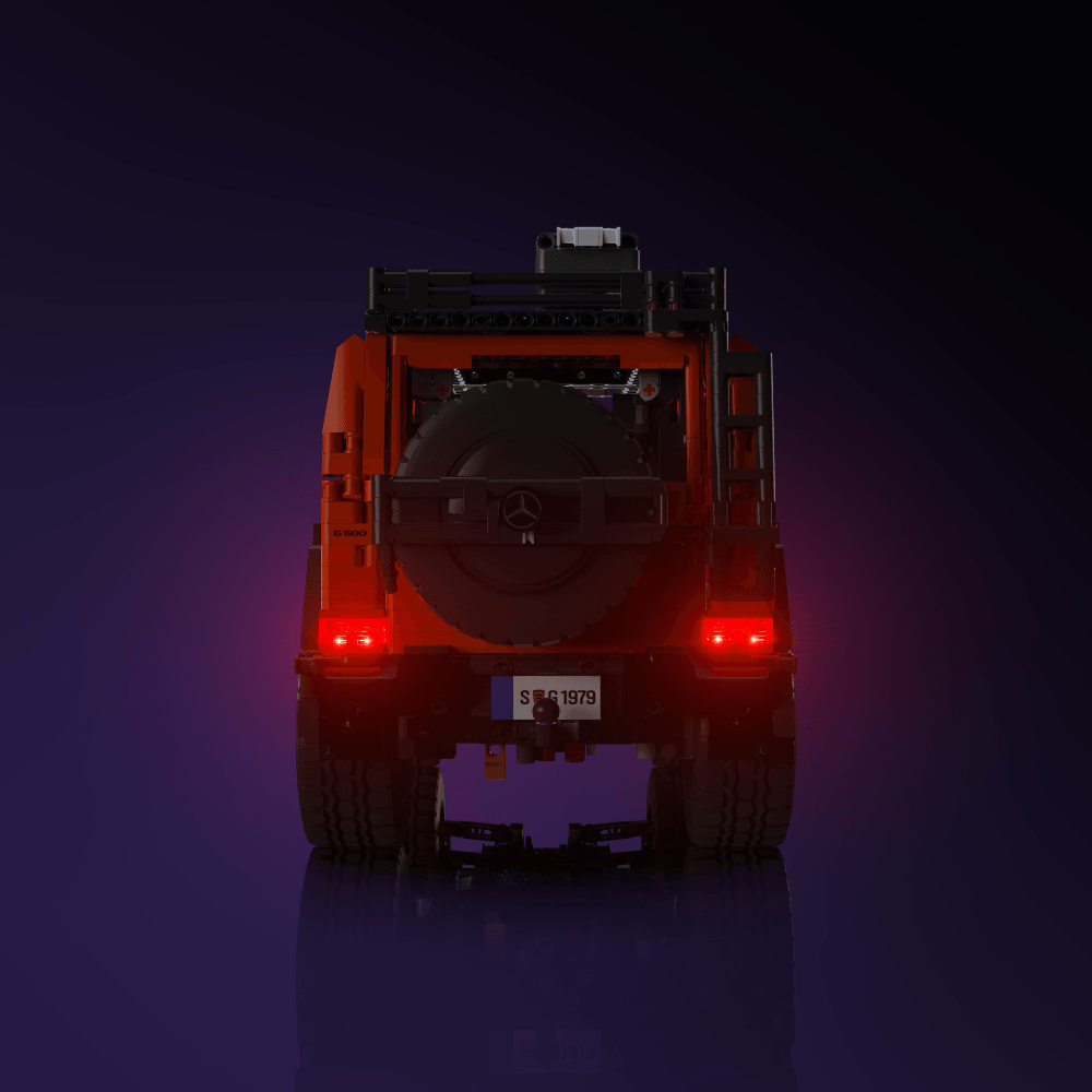 https://cdn.shopify.com/s/files/1/0743/8945/5069/files/puzzloria-2-0-light-kit-default-title-lmb-2-0-light-kit-for-lego-mercedes-benz-g-500-professional-line-42177-43787241750749.png?v=1747694926