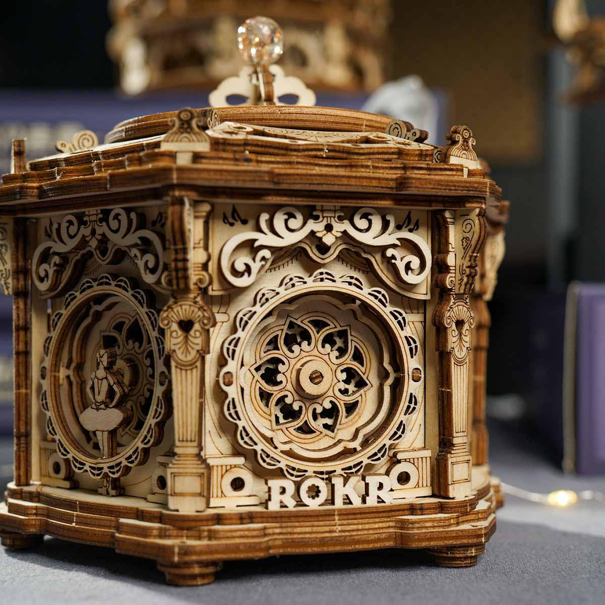 https://cdn.shopify.com/s/files/1/0743/8945/5069/files/puzzloria-3d-wooden-puzzle-default-title-puzzloria-mystical-clockwork-garden-43347807338717.jpg?v=1745185631