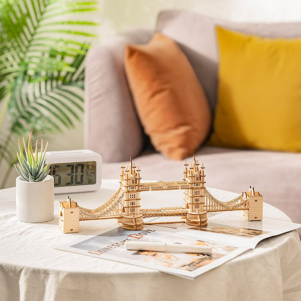 https://cdn.shopify.com/s/files/1/0743/8945/5069/files/puzzloria-3d-wooden-puzzle-tower-bridge-puzzloria-illuminated-tower-bridge-3d-wooden-puzzle-43347849248989.jpg?v=1745185880