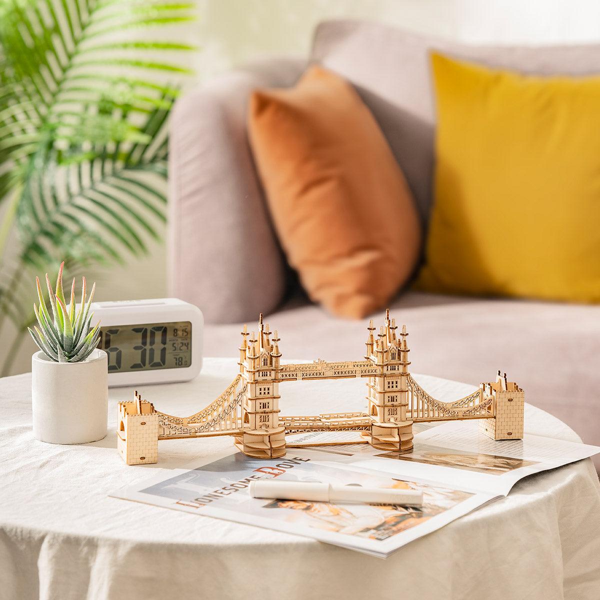 https://cdn.shopify.com/s/files/1/0743/8945/5069/files/puzzloria-3d-wooden-puzzle-tower-bridge-puzzloria-illuminated-tower-bridge-3d-wooden-puzzle-43347849248989.jpg?v=1745185880
