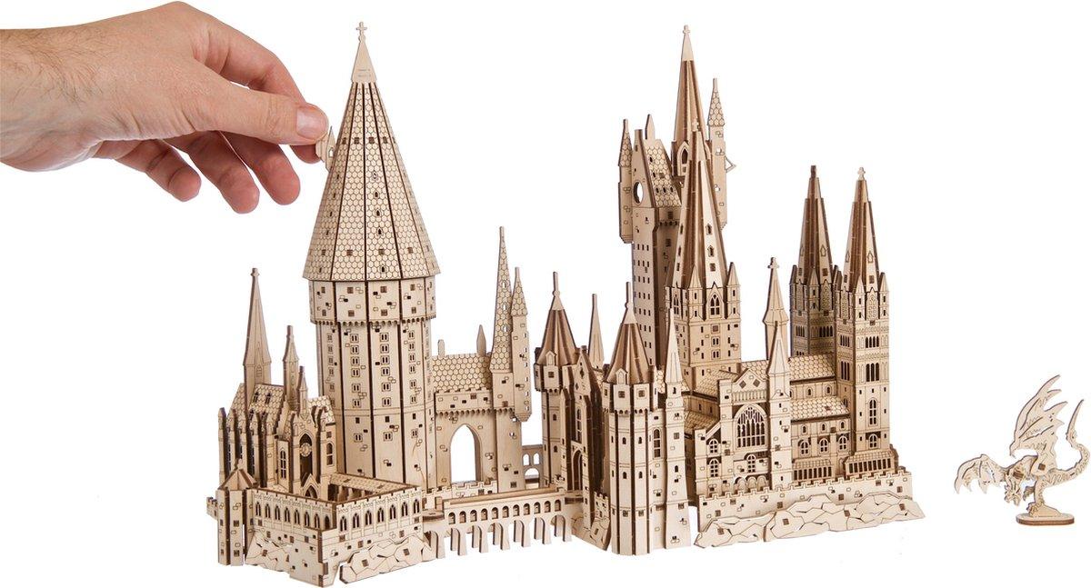 https://cdn.shopify.com/s/files/1/0743/8945/5069/files/puzzloria-art-default-title-puzzloria-hogwarts-magical-castle-3d-wooden-puzzle-kit-43728595583197.jpg?v=1745181426