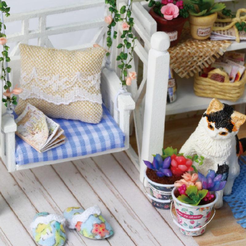 https://cdn.shopify.com/s/files/1/0743/8945/5069/files/puzzloria-diy-miniature-default-title-puzzloria-diy-dollhouse-kit-kitten-diary-43347937591517.jpg?v=1745185968