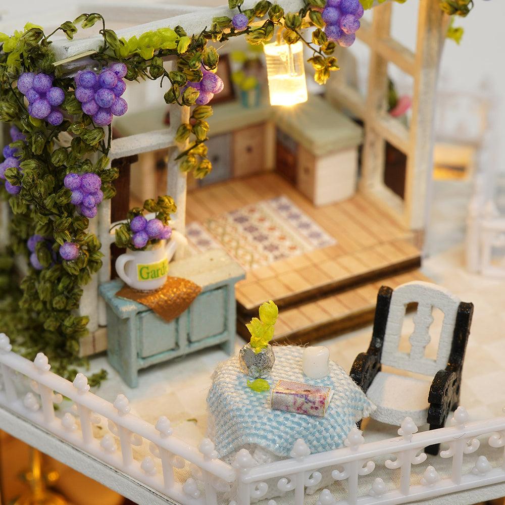 https://cdn.shopify.com/s/files/1/0743/8945/5069/files/puzzloria-diy-miniature-default-title-puzzloria-diy-dollhouse-kit-star-dream-43347918455005.jpg?v=1745185710