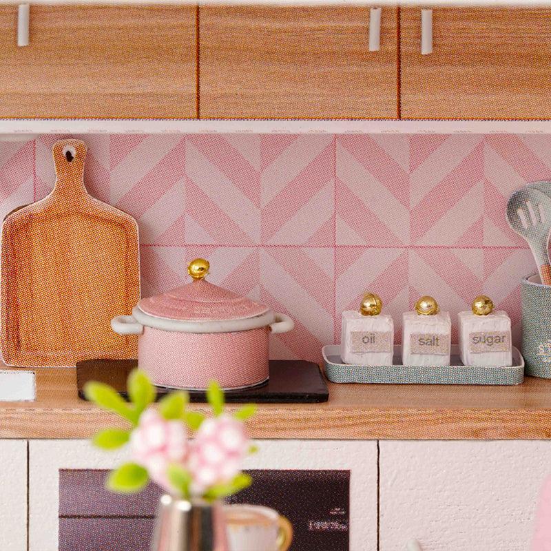 https://cdn.shopify.com/s/files/1/0743/8945/5069/files/puzzloria-diy-miniature-green-puzzloria-diy-dollhouse-kit-apartment-43347922256093.jpg?v=1745185862