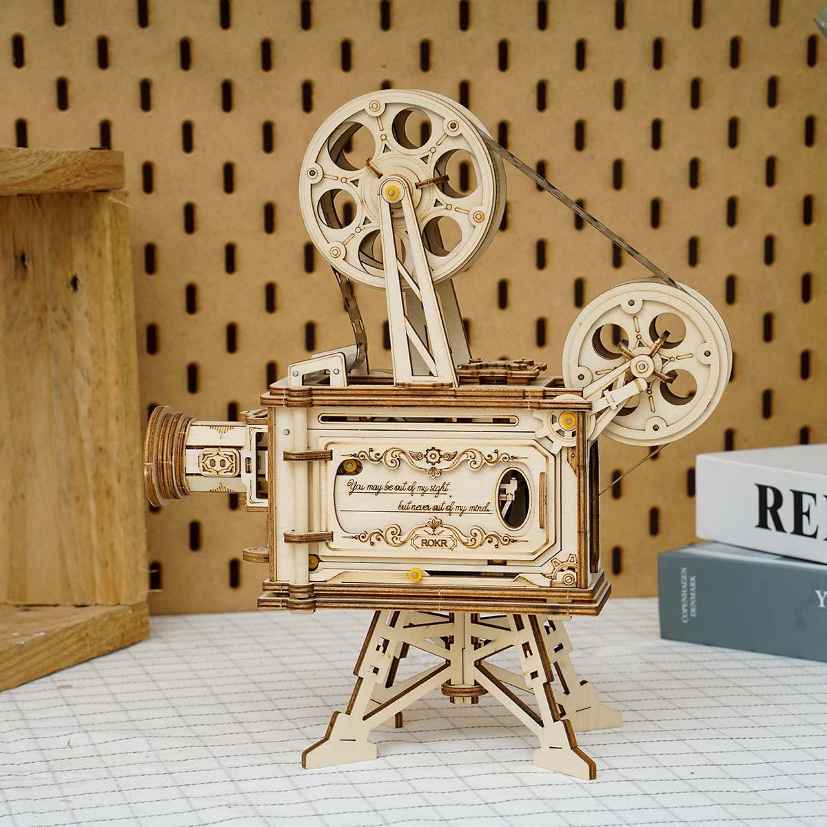 Sashura™ Premium Vintage Vitascope DIY Wooden Movie Projector - Mechanical Cinema by Sashura Premium